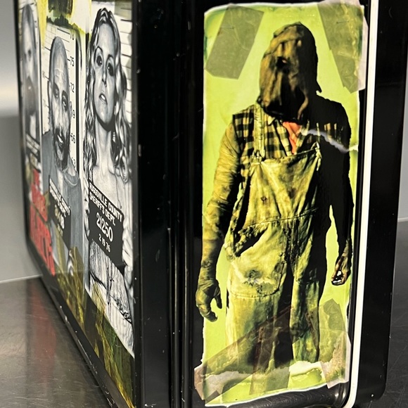 The Devil's Rejects Metal Lunch Box RARE NECA Rob Zombie Collectible 2005 - Picture 4 of 10